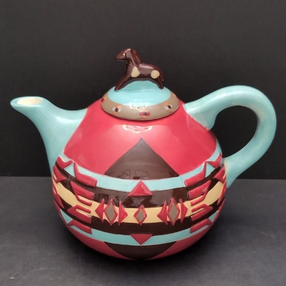 Pendleton Home Collection,Blue/Red Ranch house Tea Pot. - Picture 1 of 11
